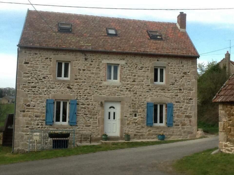 La Crouzille Chez Sivade Gite מראה חיצוני תמונה